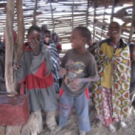 Tansaania: Maasai lapsed oma koolimajas Ngorongoro looduskaitsealal, 2011.